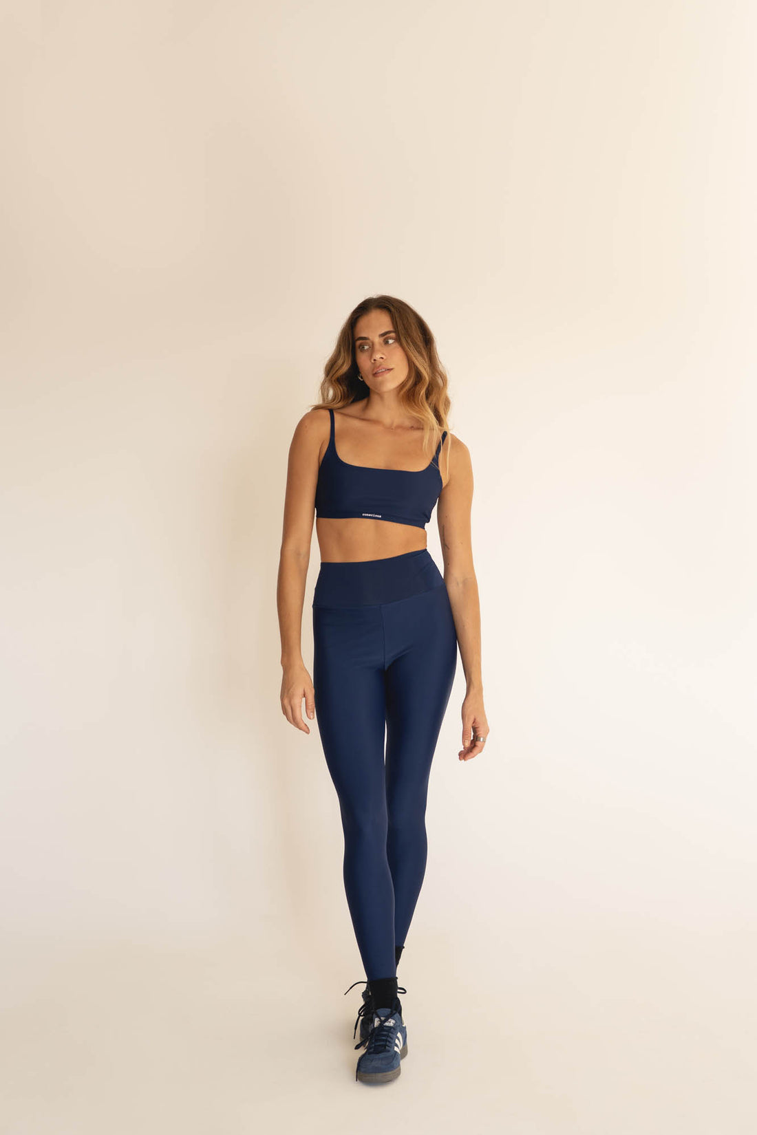 recycled ACTIVE top in navy