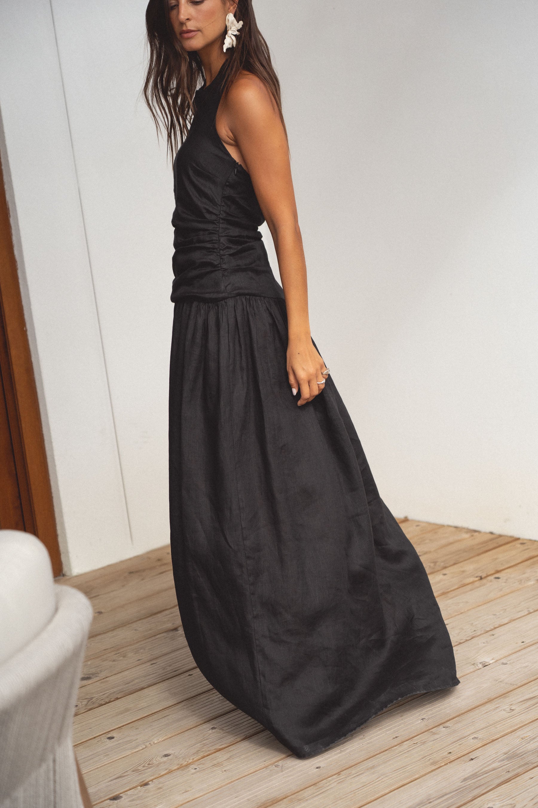 black linen halter dress noir – Conscious the label Who says linen’s just Size:X-LARGE collection_Dresses Peach Chiffon Tulle Dress